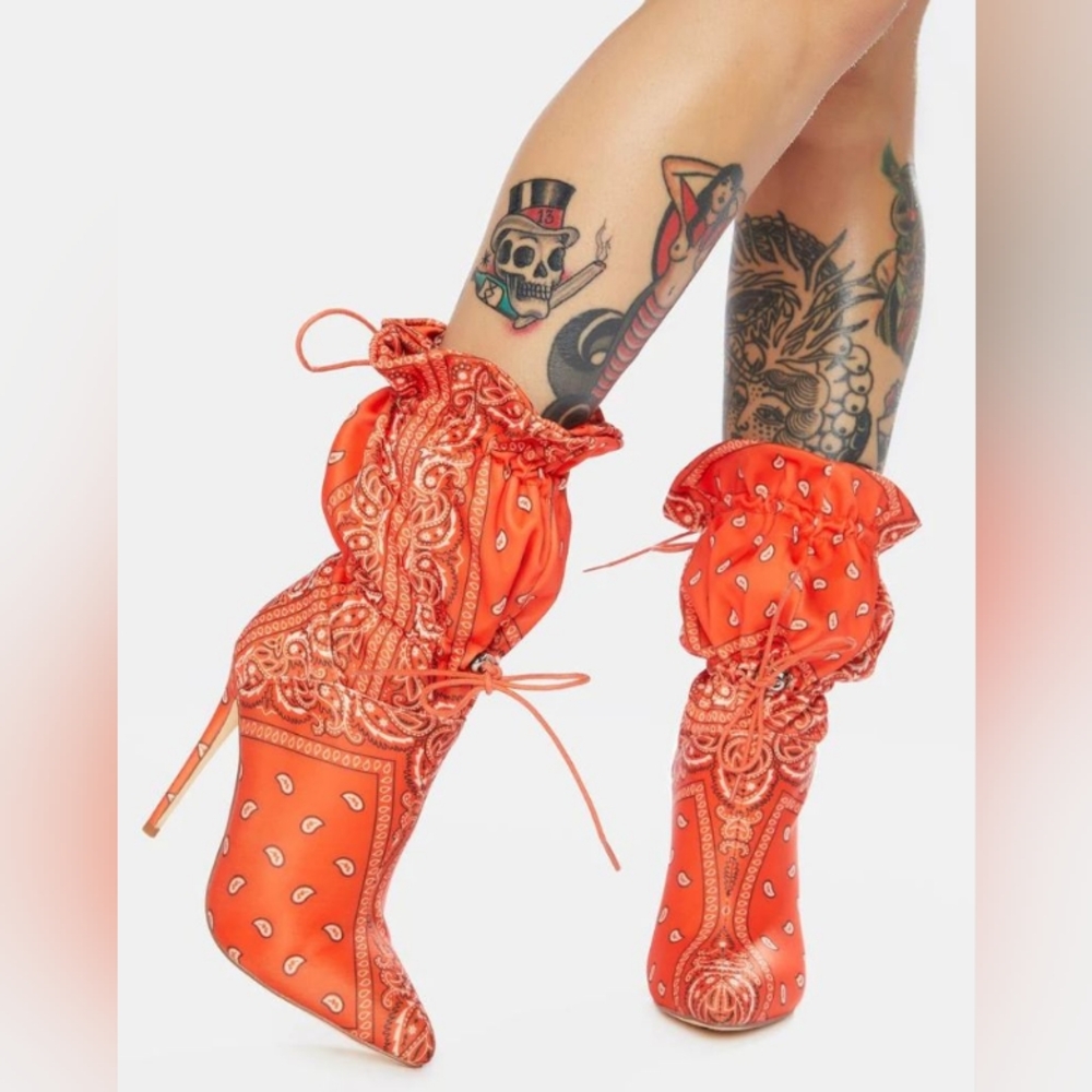 Bandana Puffer Booties